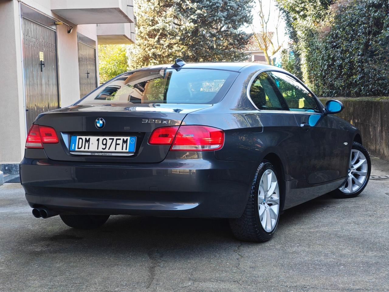 BMW 325 xDrive 3.0 BENZINA 218cv Coupè / Unipro
