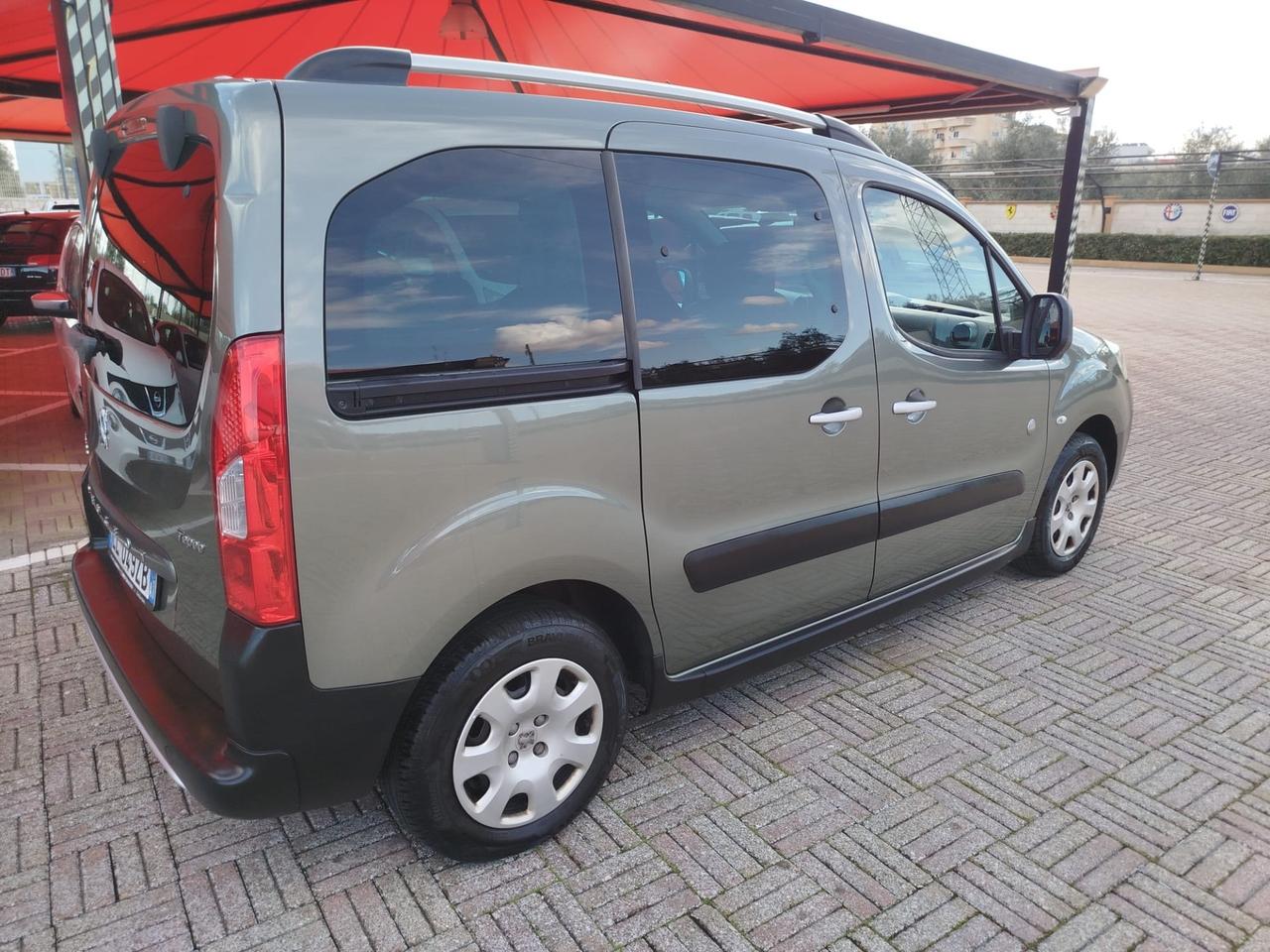 Peugeot Partner Tepee 1.6 HDi 112CV Outdoor