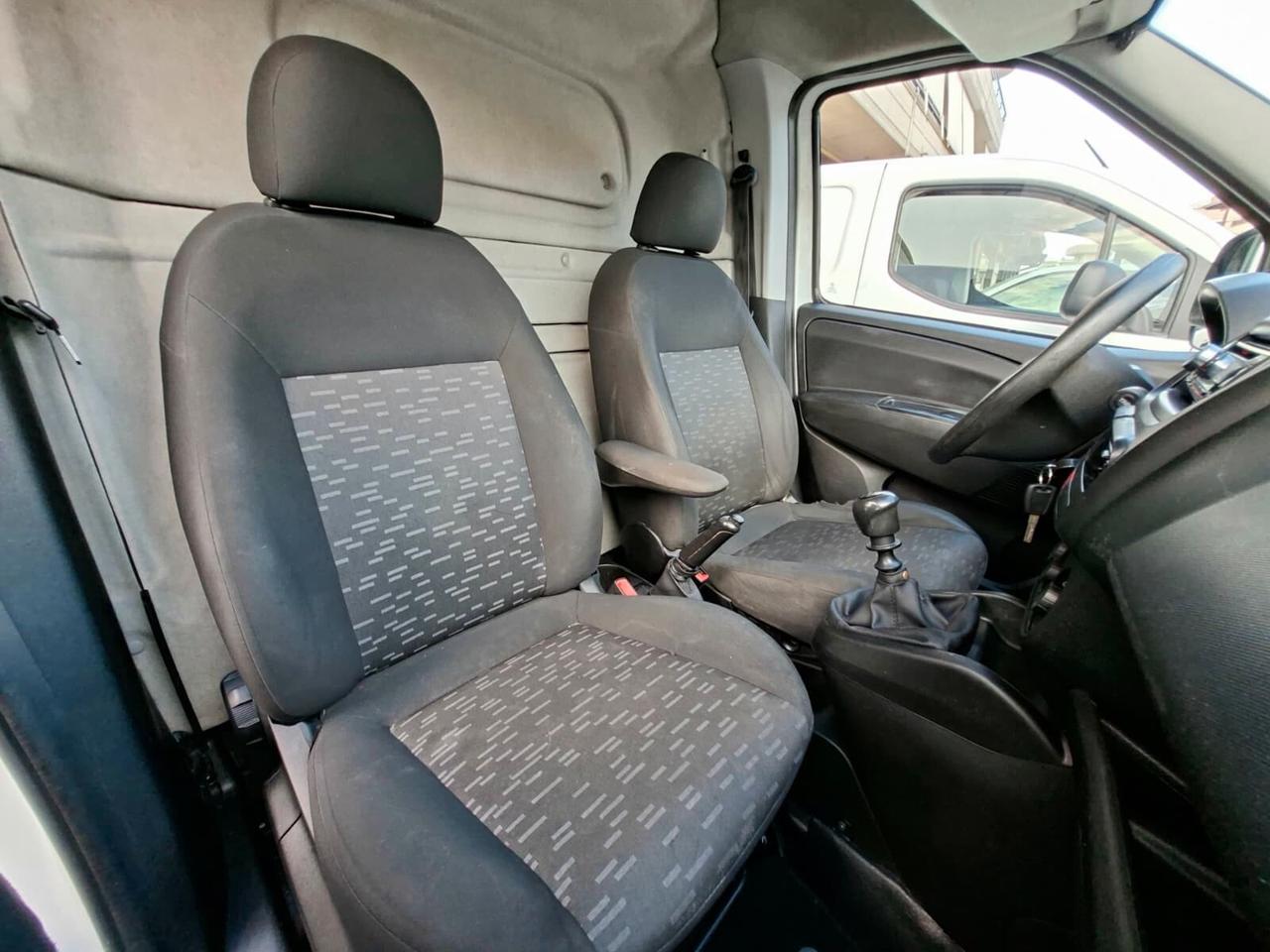 Opel Combo 1.6 CDTI 105cv EcoFLEX PL-TA Van Blitz 2018
