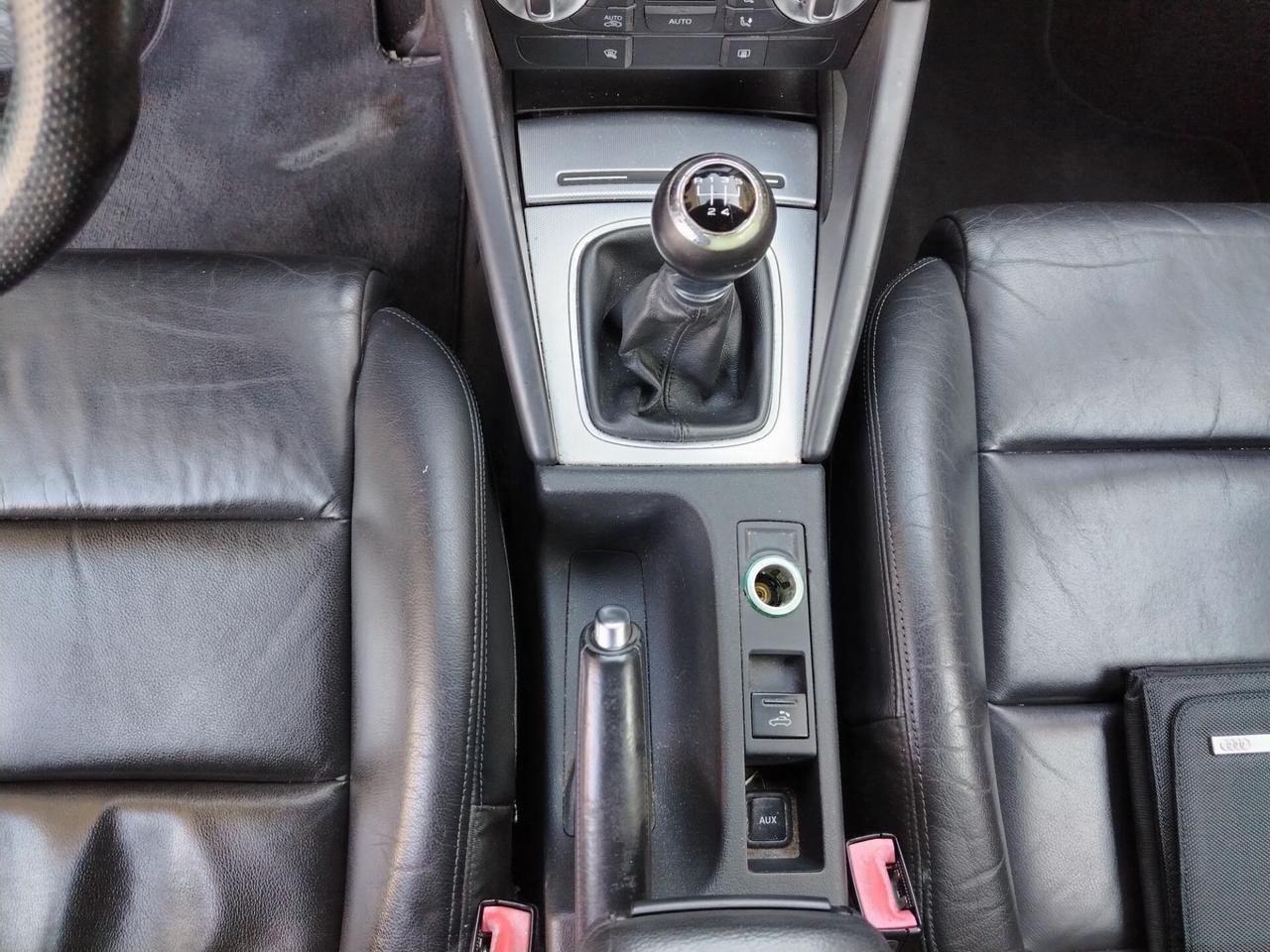 Audi A3 Cabrio 1.6 TDI 105 CV CR Ambition