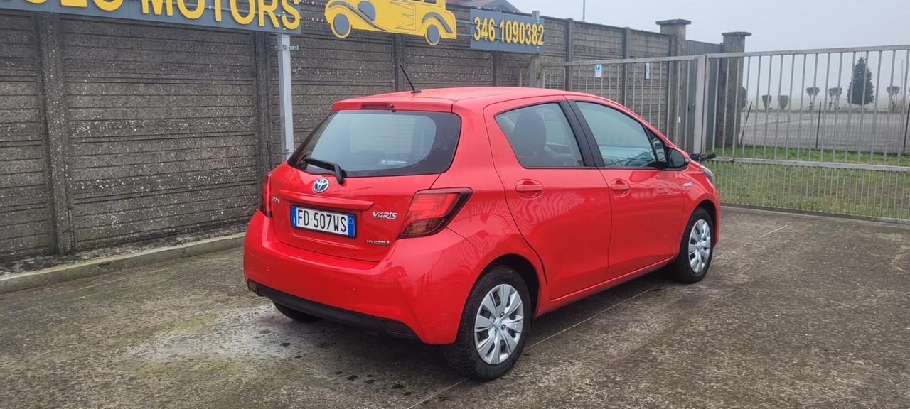 Toyota Yaris NEOPATENTATA .5 Hybrid 5 porte Active