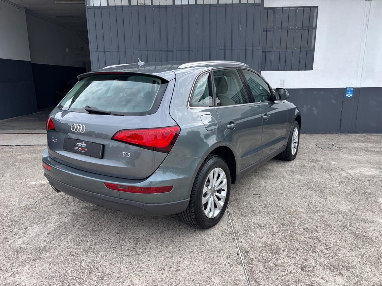 Audi Q5 2.0 TDI 177CV quattro. Garanzia 12 mesi