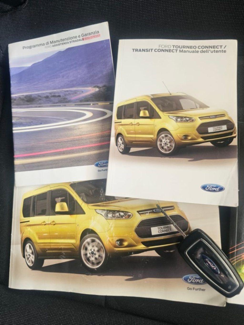 Ford Tourneo Connect 1.6 TDCi 115 CV 7 POSTI IVA COMPESA