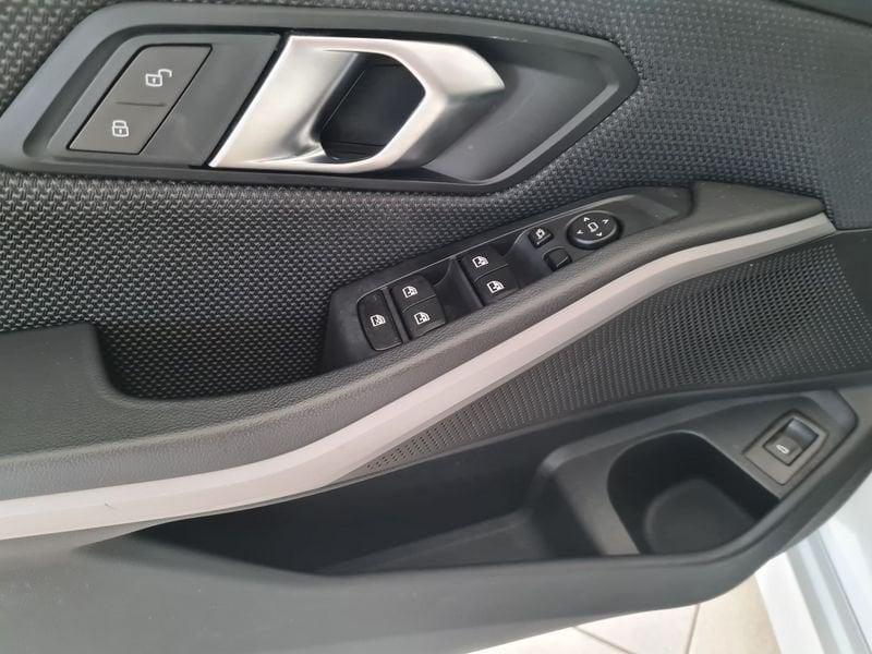 BMW Serie 3 320d xDrive 48V Touring aut.