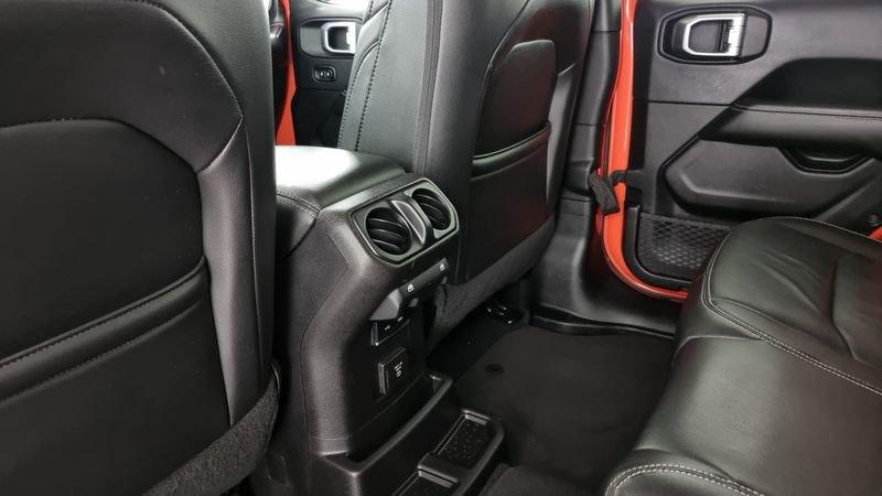 Jeep Wrangler Unlimited 2.2 Mjt II Sahara