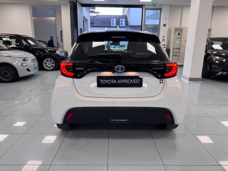 Toyota Yaris Hybrid Trend MY22