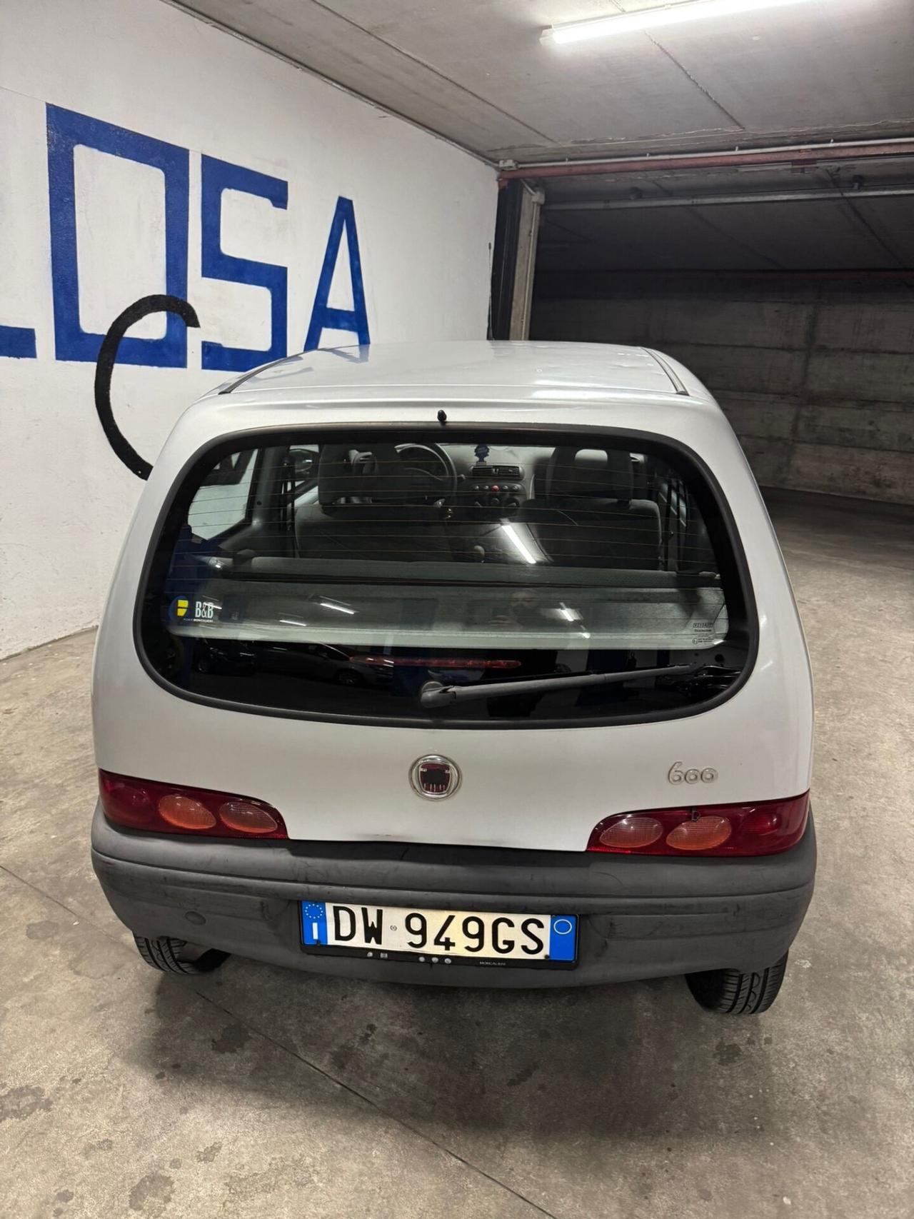 Fiat 600 1.1 Active 2009