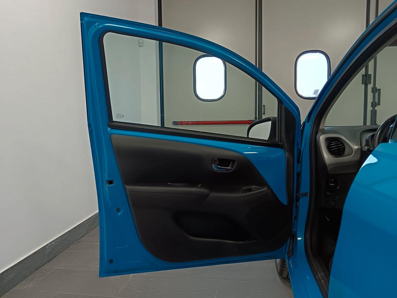 Toyota Aygo 1.0 NEOPATENTATI 5 porte x-wave