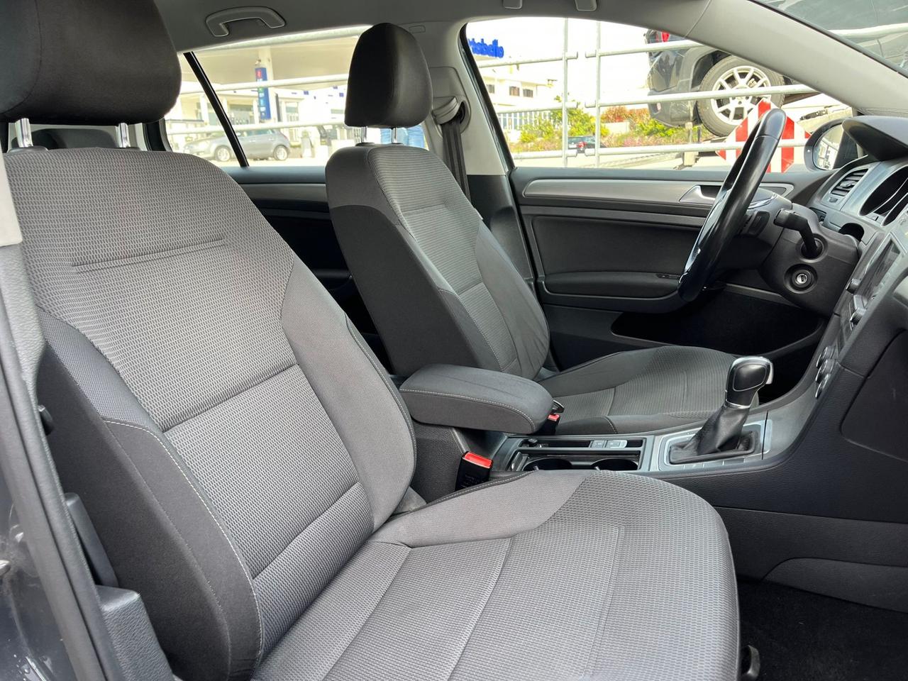 Volkswagen Golf 1.4 TGI DSG 5p. Business BlueMotion