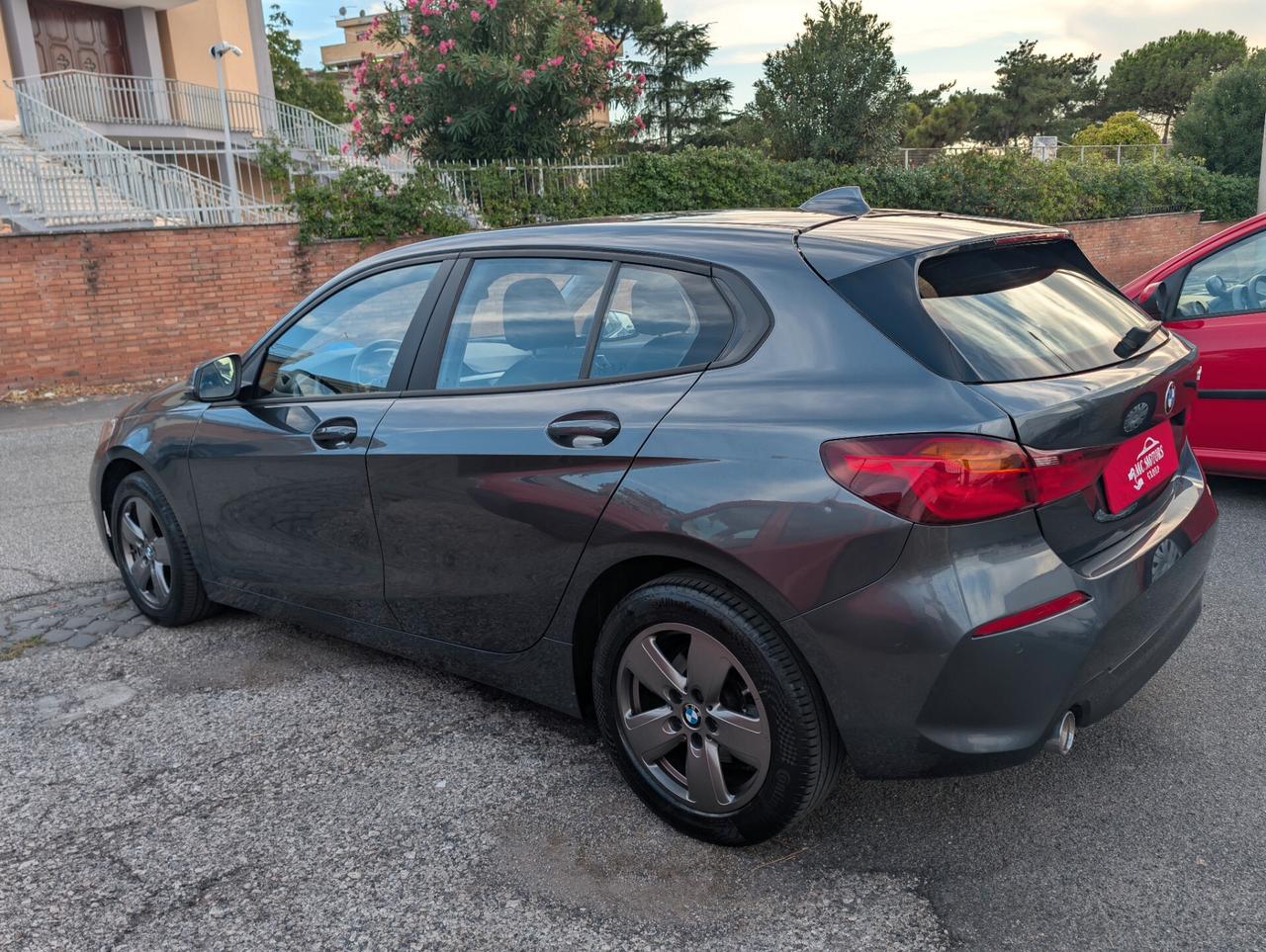 Bmw 116 116d 5p. Business Advantage