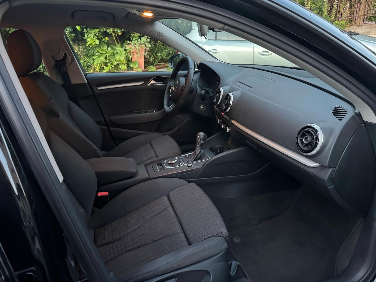 Audi A3 1.6 TDI S tronic Ambition