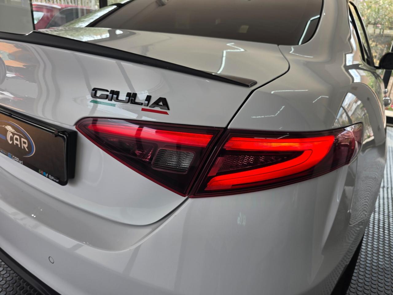 Alfa Romeo Giulia 2.2 150cv 98000km FINANZIABILE