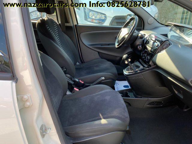 LANCIA Ypsilon 1.2 69 CV 5 porte S&S Gold