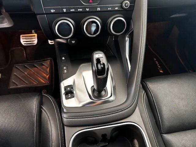 Jaguar E-Pace 2.0D 150 CV AWD R-Dynamic