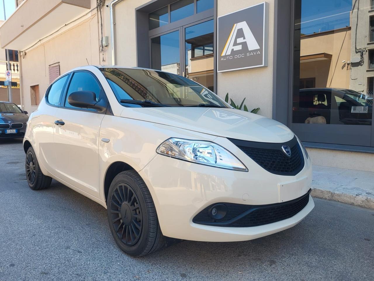Lancia Ypsilon 1.2 69 CV 5 porte S&S Elefantino Blu...