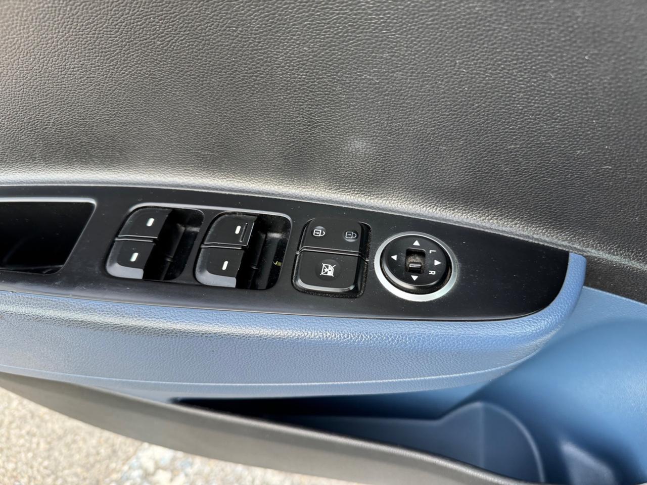 Hyundai i10 manutenzione completa idonea ai neopatentati