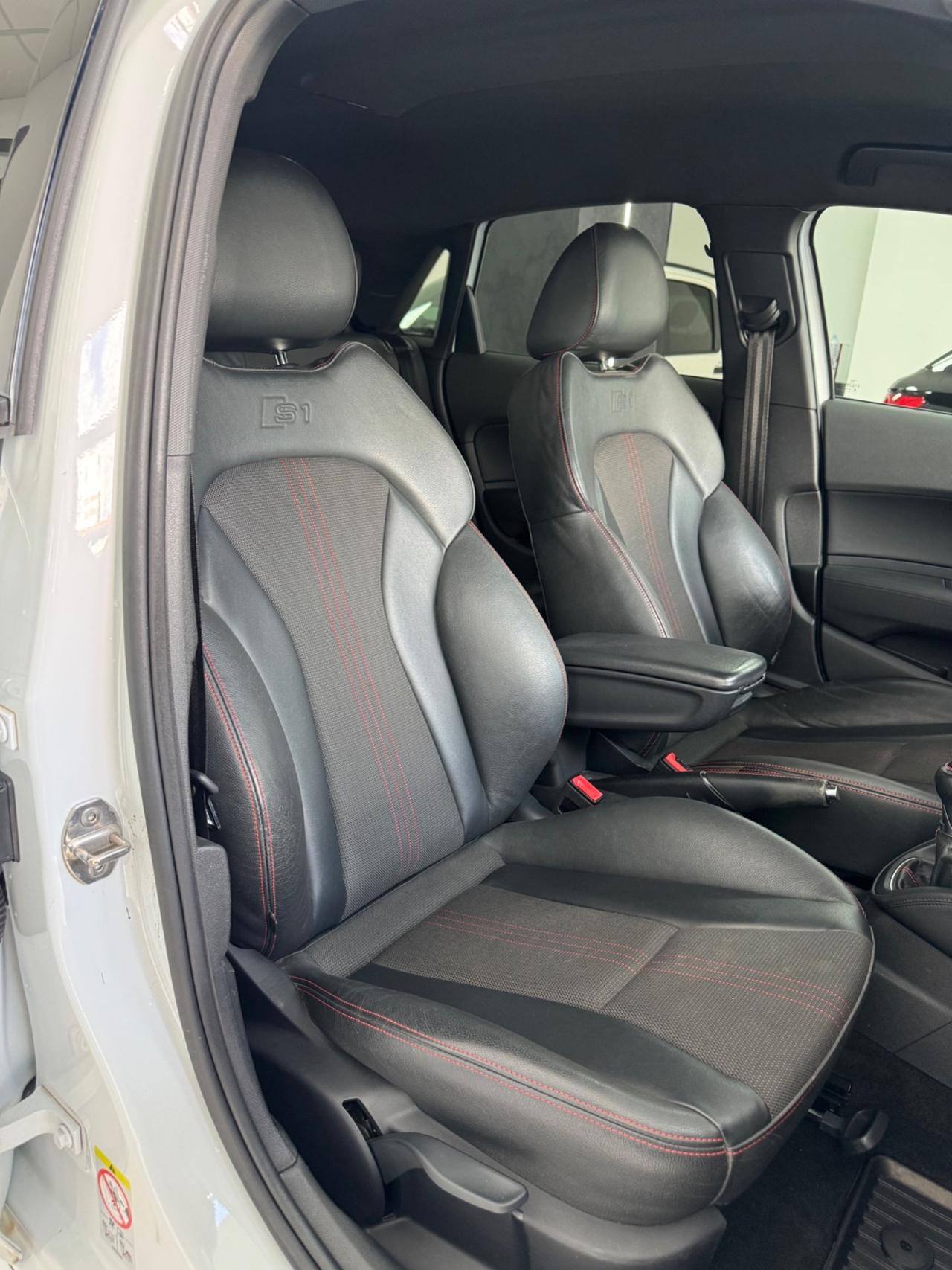 Audi A1 S1 2.0 TFSI quattro