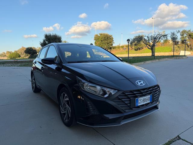 HYUNDAI i20 1.2 MPI CONNECTLINE+VIRTUAL+NAVI+RCAM+PDC