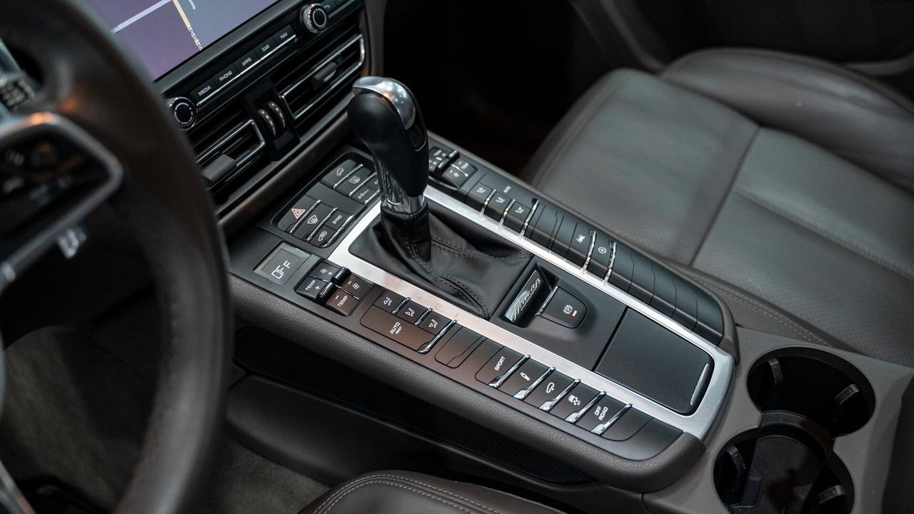 Porsche Macan 2.0 245 CV PDK 21" TETTO SOSP. PACK CHRONO PELLE X