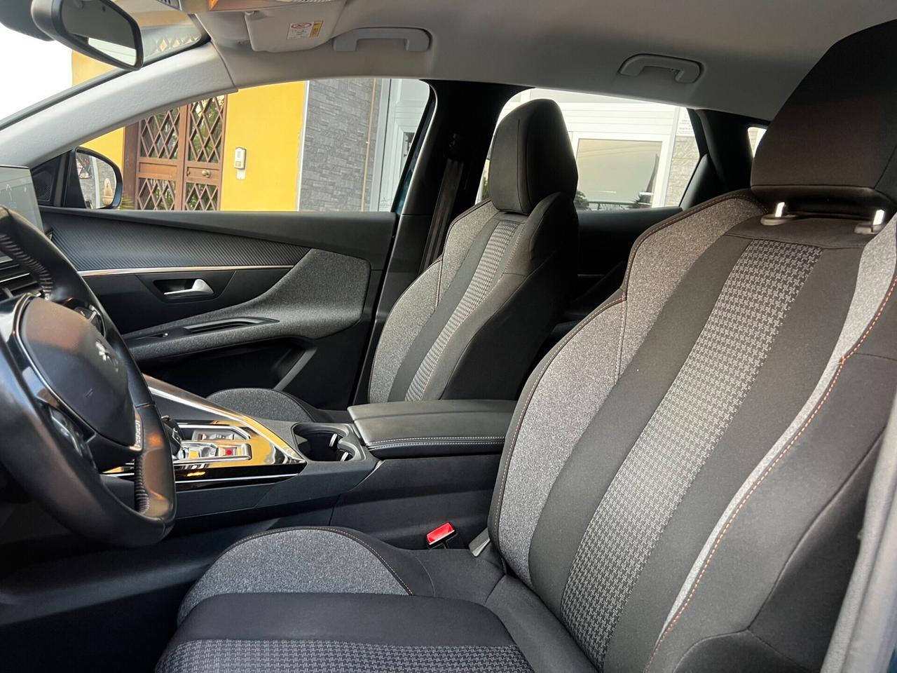 Peugeot 3008 BlueHDi 130 CV-2021-AUTOMATICA