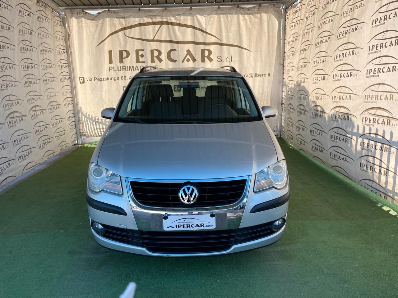 Volkswagen Touran 2.0 Highline Ecofuel ( 7 POSTI )
