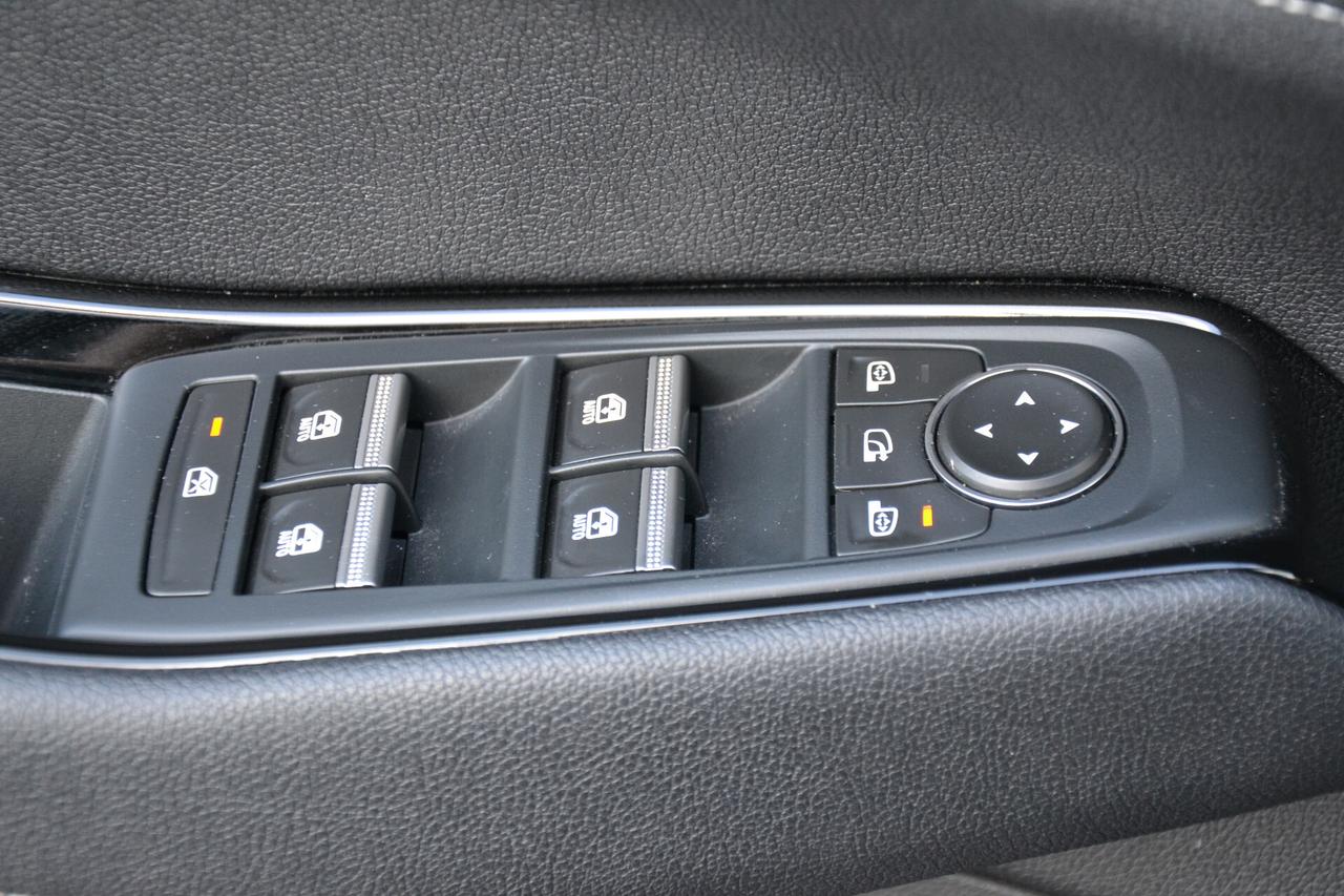 Renault Austral 1.3 160CV MHD TECHNO AUT.+PELLE+NAVI+RCAM+FULL LED