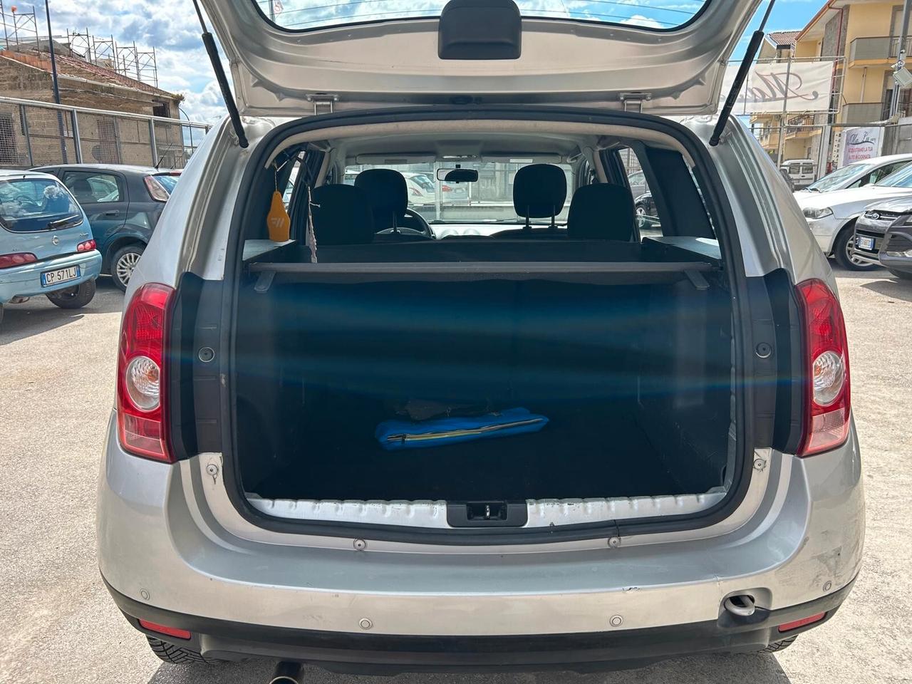 Dacia Duster 1.6cc gpl 12 mesi garanzia-2012