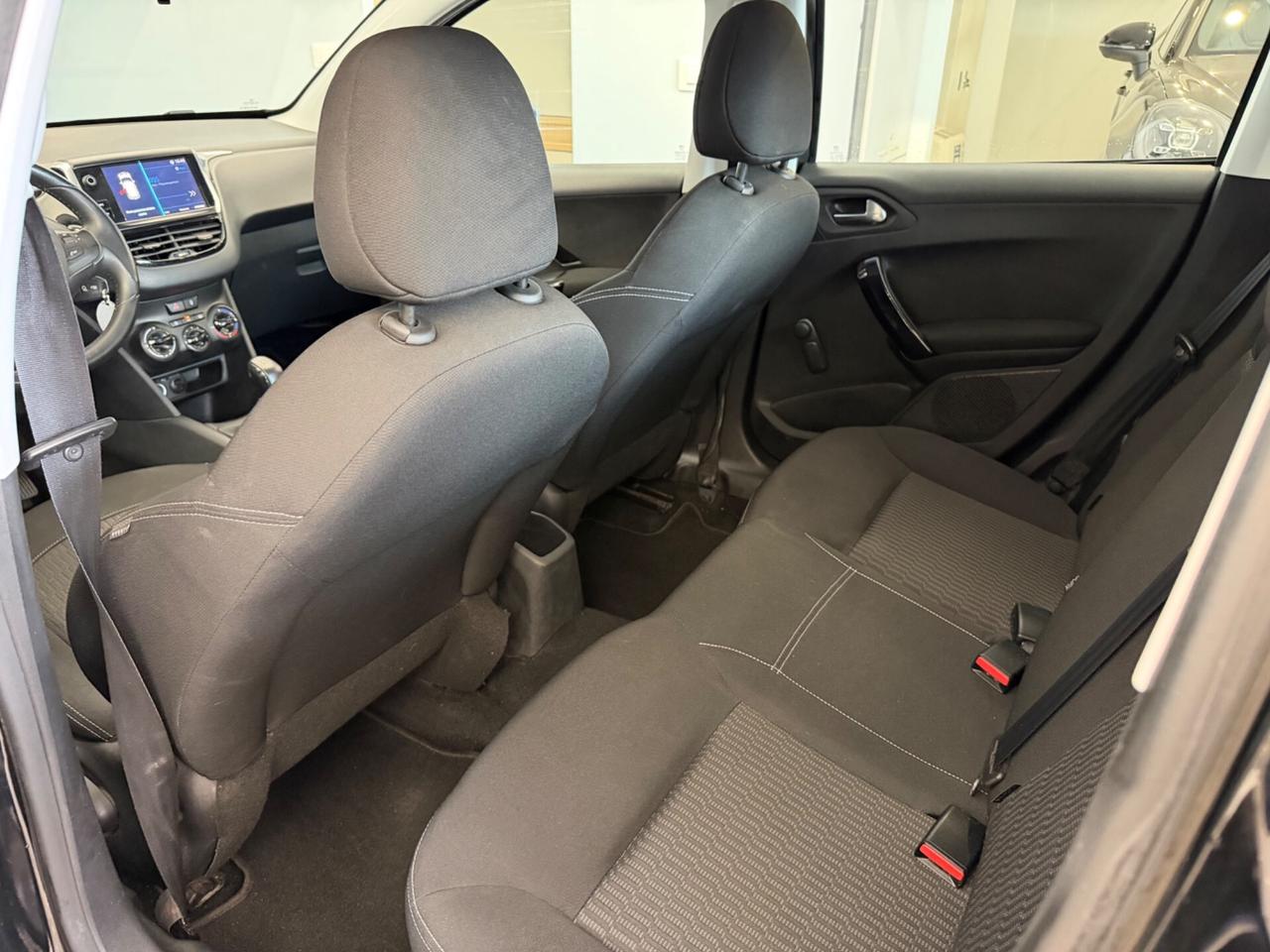 Peugeot 208 PureTech 82 5 porte Allure