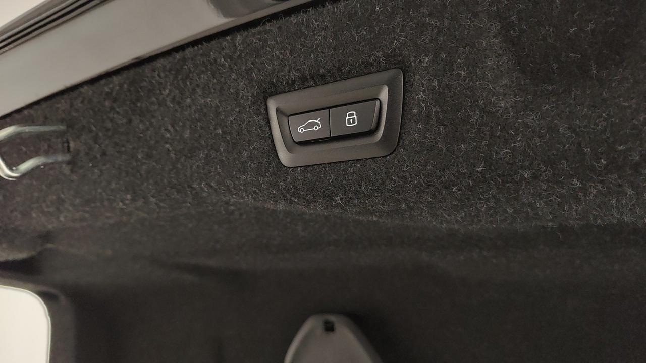 BMW Serie 5 G60 Berlina - i5 M60 MSport Pro