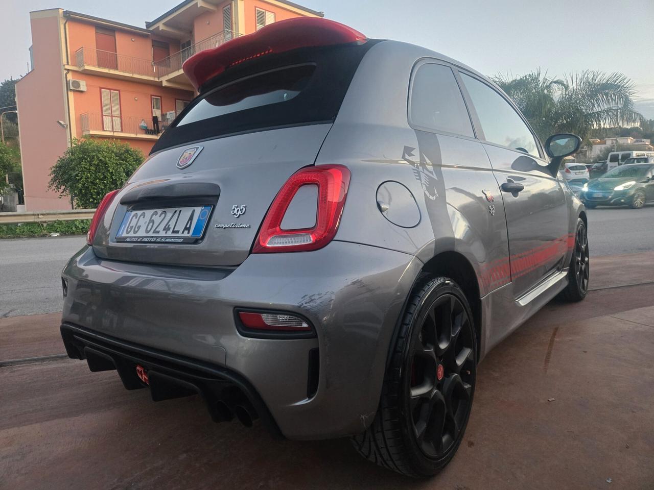 Abarth 595 C 1.4 Turbo T-Jet 180 CV Competizione