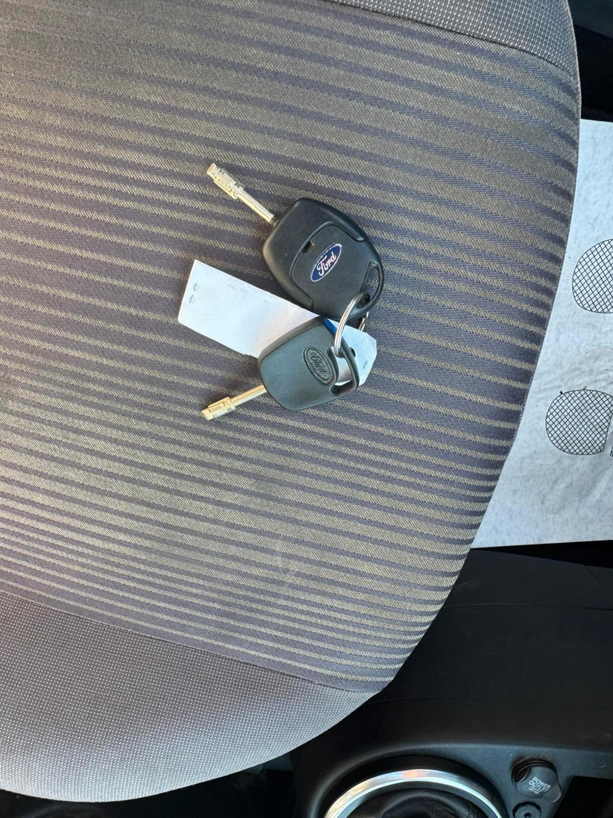 Ford Fusion UAV 1.6 TDCi 5p. UNICO PROPRIETARIO !!