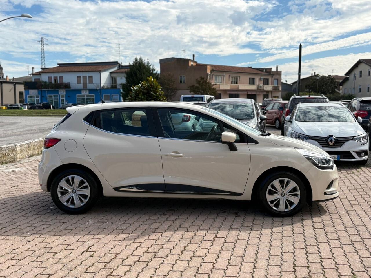 Renault Clio dCi 8V 75CV Start&Stop 5 porte Energy duel2