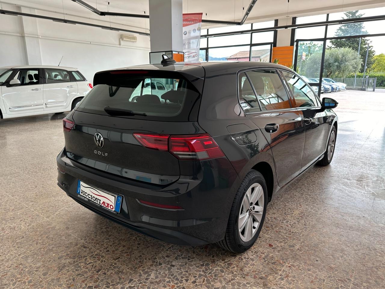 Volkswagen Golf 2.0 TDI SCR Life 2021