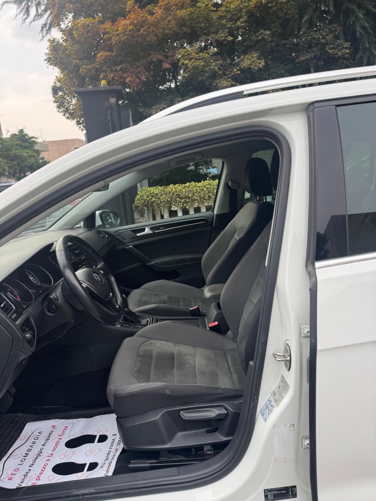 Volkswagen Golf Variant 1.4 TGI DSG Business BlueMotion