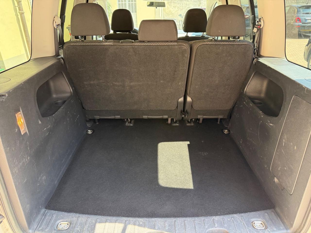 Volkswagen Caddy Trendline 2.0 TDI 102 cv 5 posti #6093