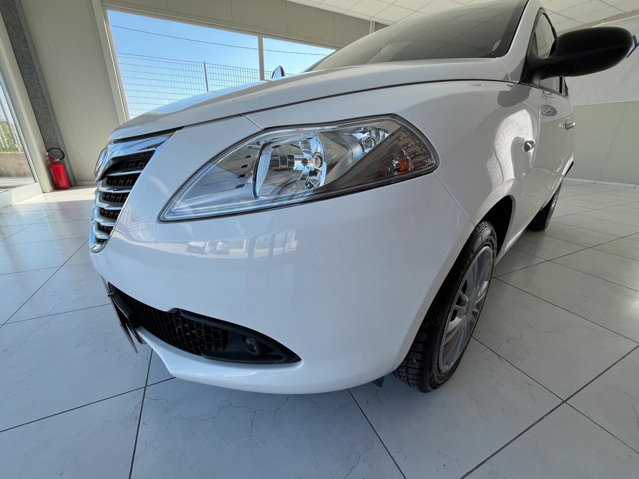 Lancia Ypsilon 1.2 69 CV 5 porte 111000 km