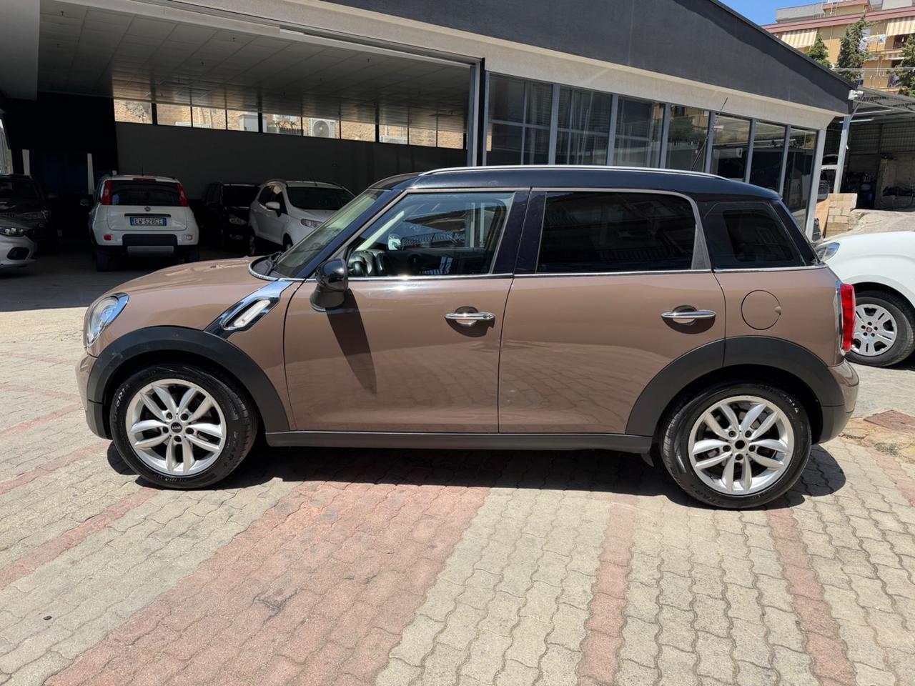 Mini Cooper D Countryman 1.6 2011