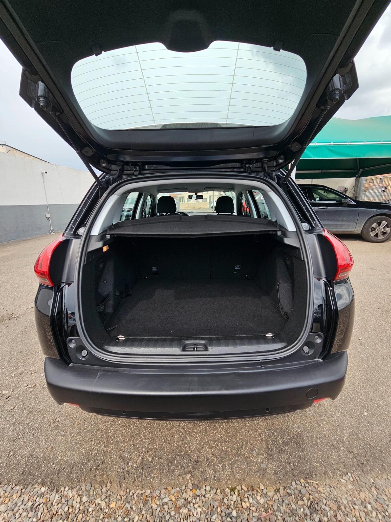 Peugeot 2008 BlueHDi 100 GT Line