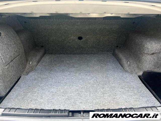 BMW 318 i (2.0) cat 4 porte