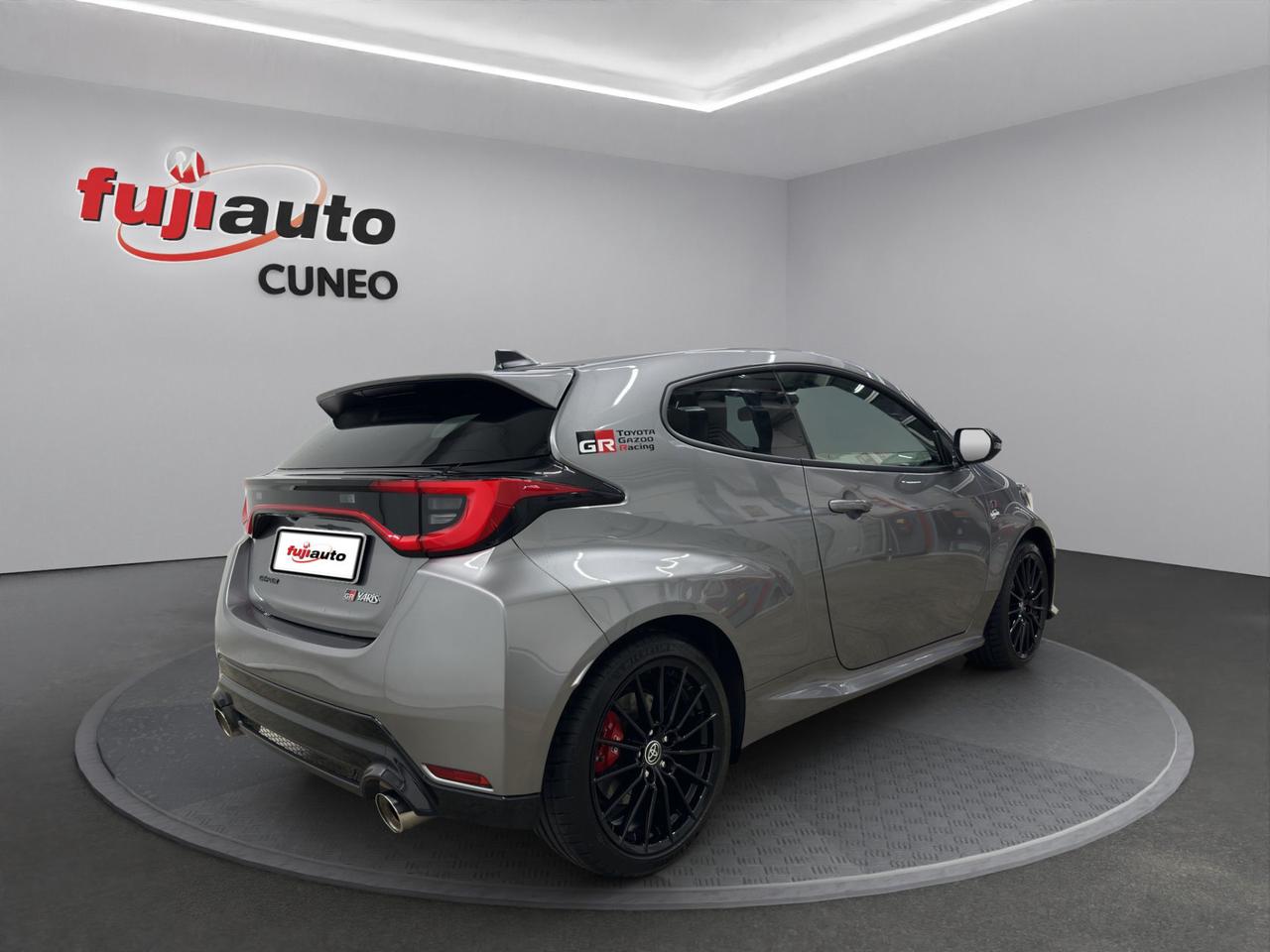 Toyota GR Yaris 1.6 Circuit dat-8