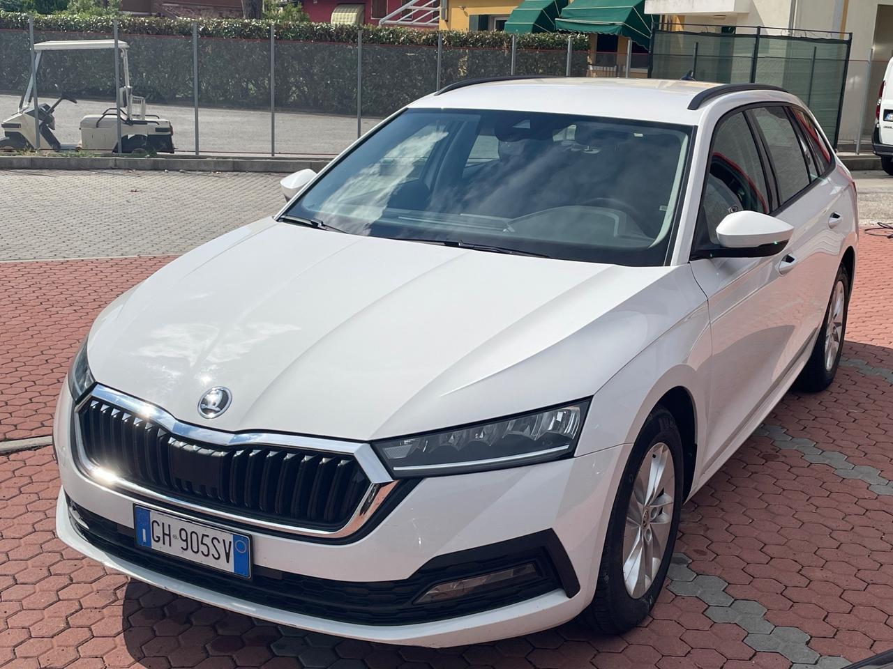 Skoda Octavia 2.0 TDI EVO SCR Wagon Executive