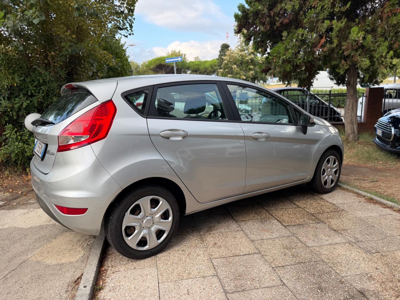 Ford Fiesta+ 1.2 82CV 5 porte 72.000 KM!!