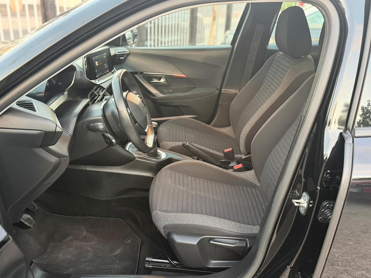 Peugeot 2008 1.2 Benzina 2021