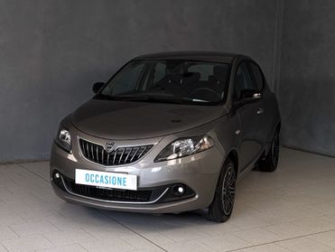 Lancia Ypsilon 1.0 Hybrid 70cv Gold