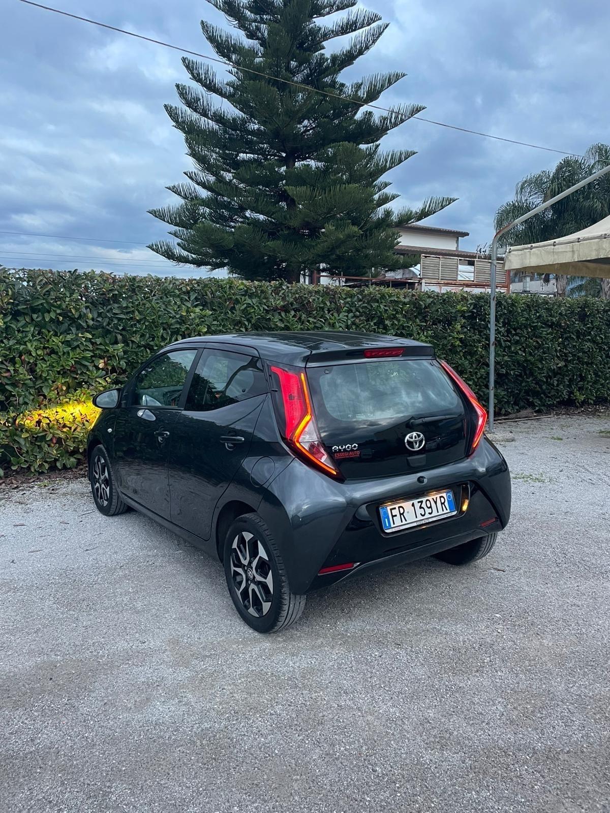 Toyota Aygo 1.0 VVT-i 72 CV 5 porte x-cool