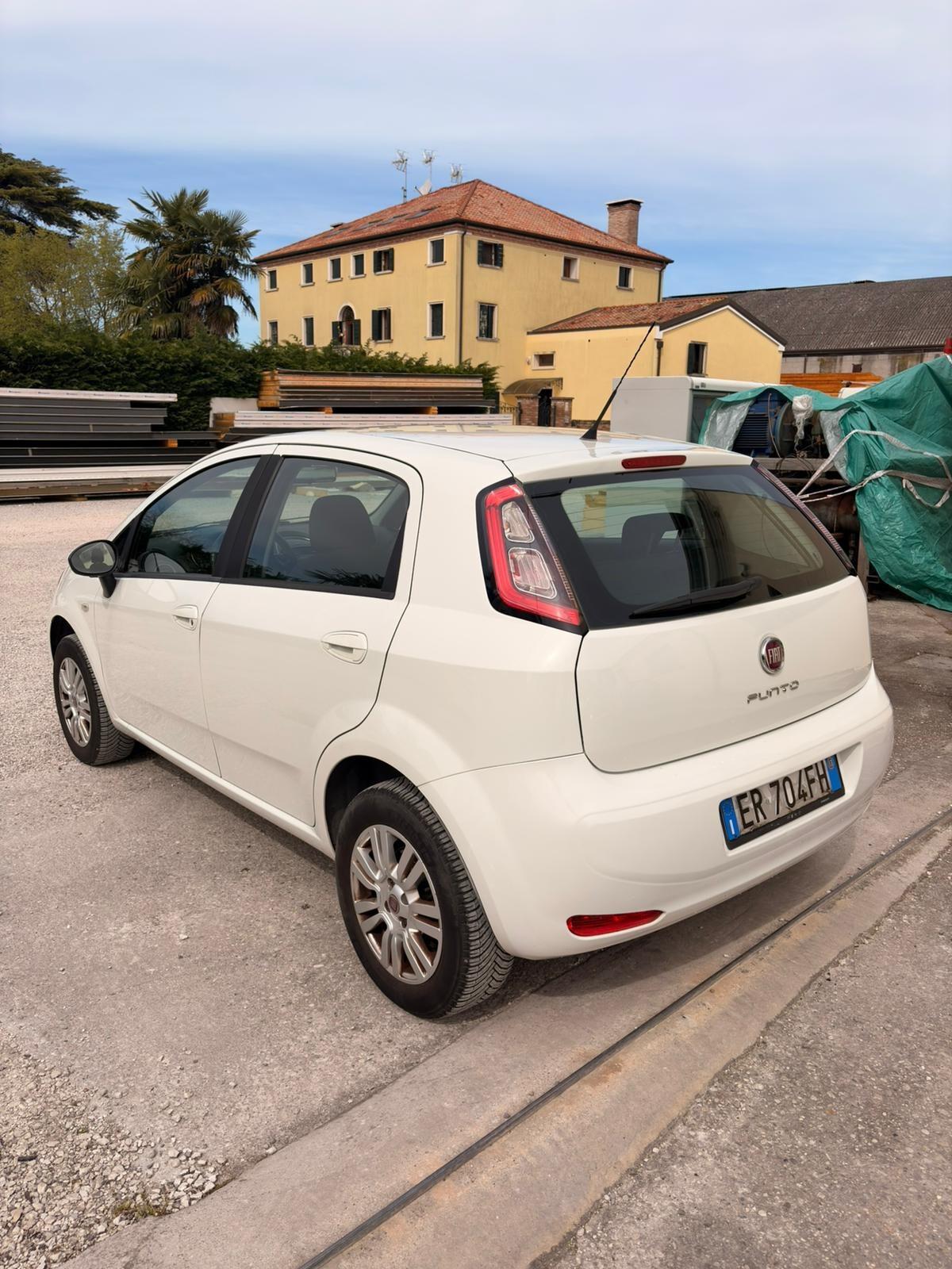 Fiat Grande Punto 1.4 5 porte METANO -2013