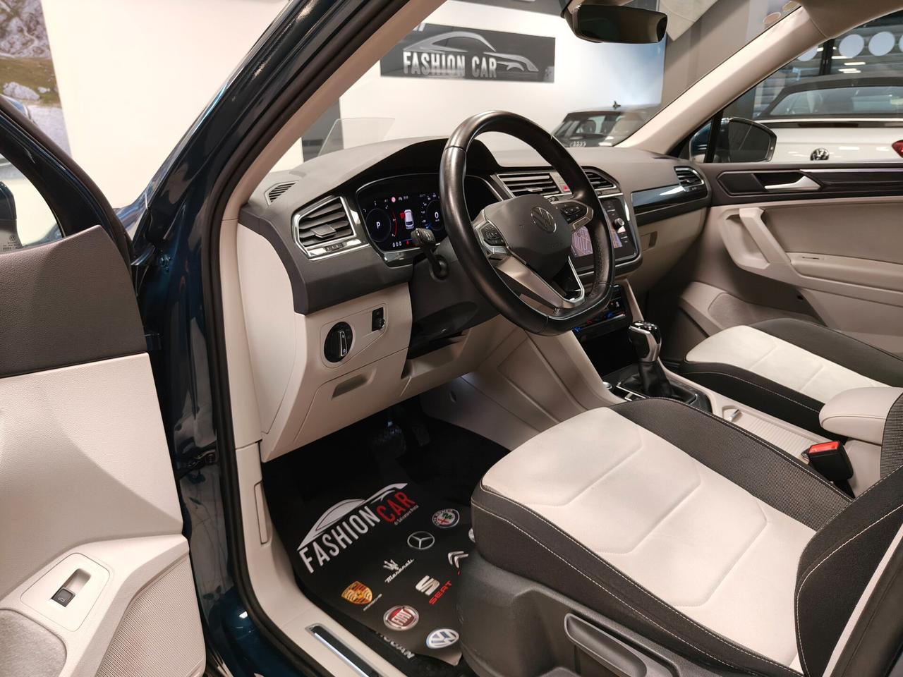 Volkswagen Tiguan 2.0 TDI 150 CV SCR DSG Elegance