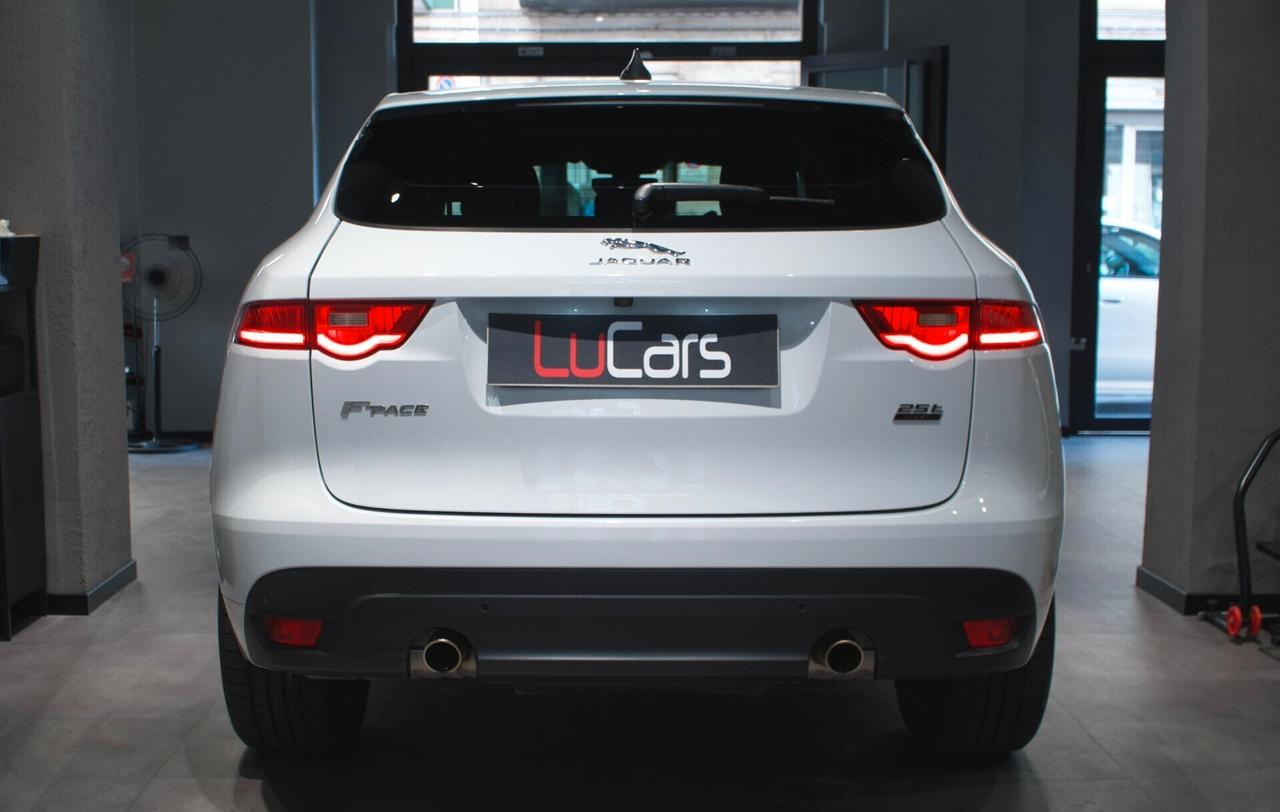 Jaguar F-Pace 2.0 250 CV AWD aut. R-Sport
