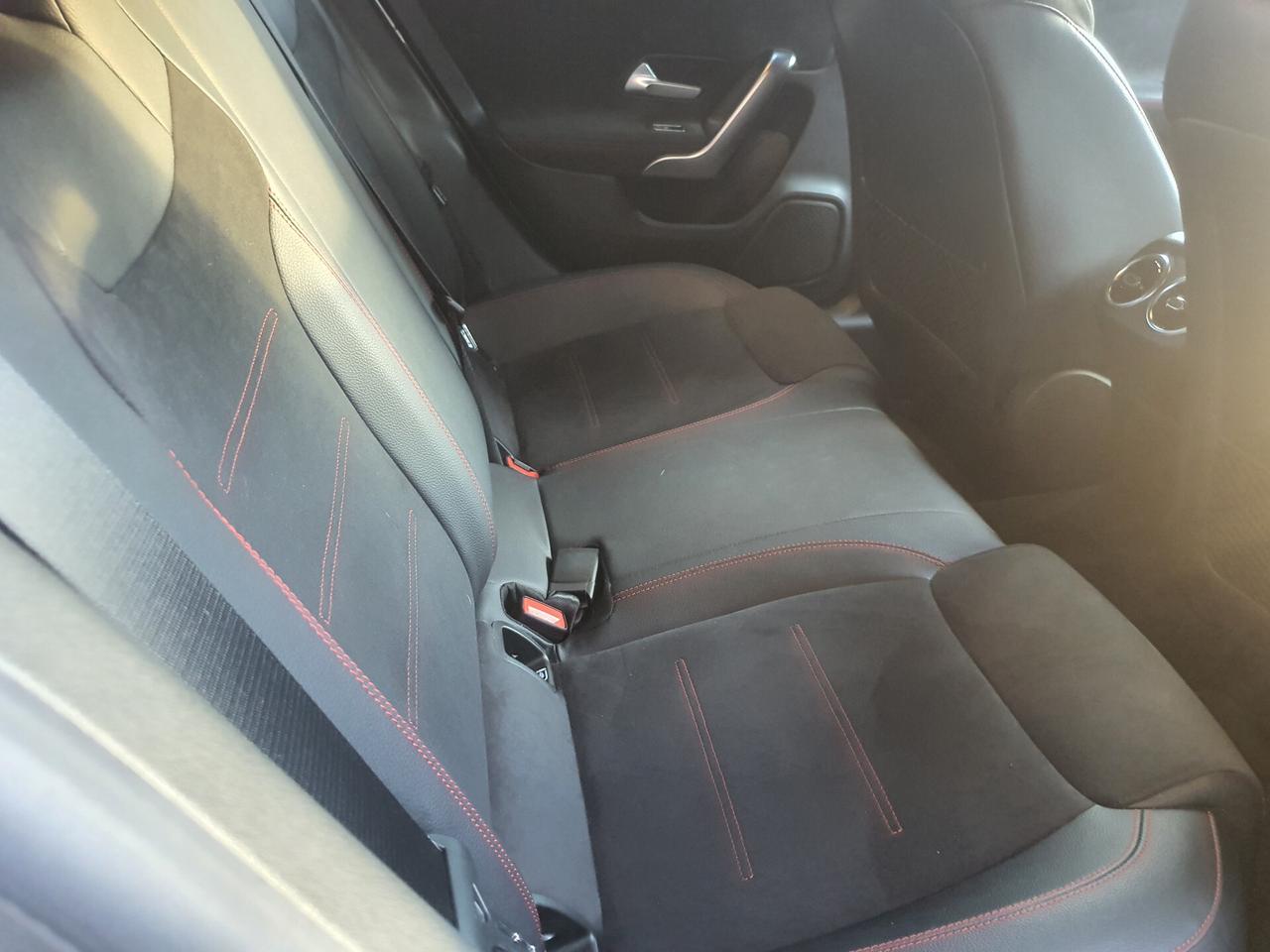 Mercedes-benz CLA 200 d Automatic Premium