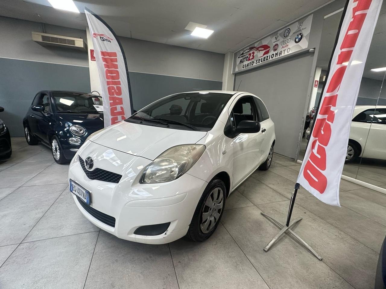 Toyota Yaris 1.0 3 porte Sol 69CV Ok Neopatentati